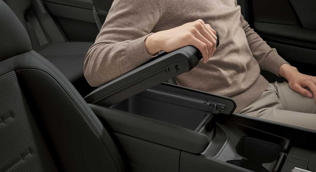 Interior-5_1380x750.jpg